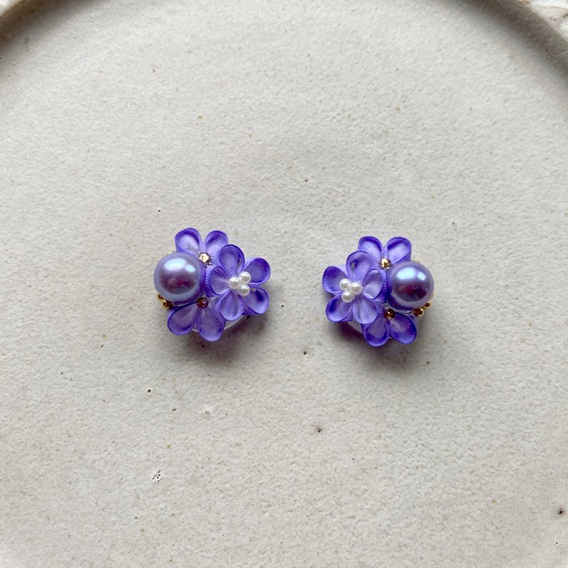 akoya pearl earring lavender color - 耳环/耳夹 - 珍珠 紫色