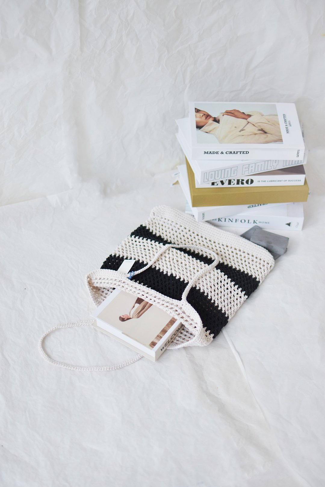 Black and White Tubia Crochet bag - 手提包/手提袋 - 棉 黑色