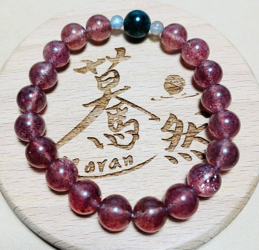 蓦然(手环系列)星光草莓晶8mm--爱情/迎刃而解 - 手链/手环 - 水晶 红色