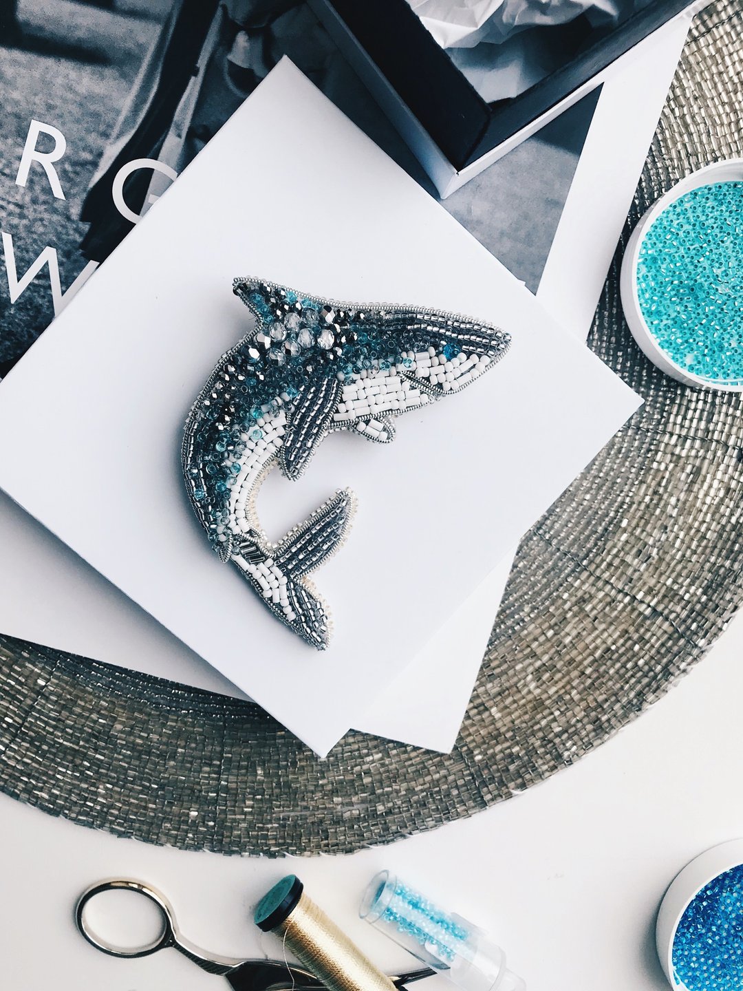 Shark Beaded Brooch Handmade Embroidered, Sea lover gift. - 胸针 - 绣线 银色