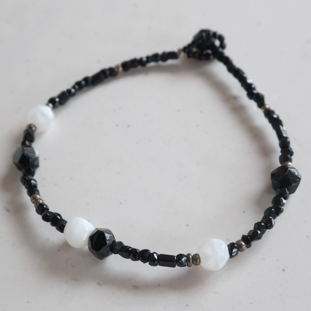 【Made-to-order】French Antique Glass Beads Bracelet / Handmade Jewelry -seed- - 手链/手环 - 玻璃 黑色