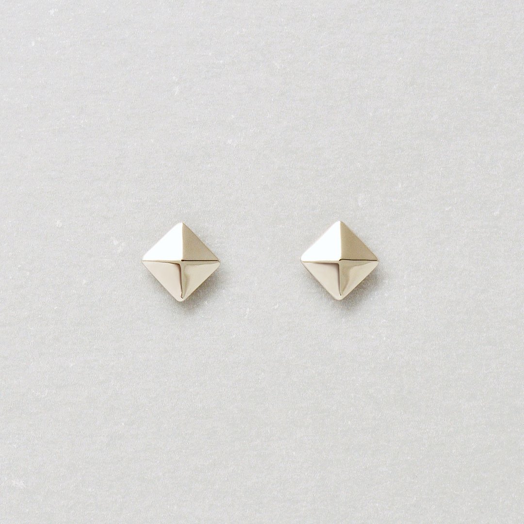 【Second Earrings】 铂金耳环 (4mm) - 耳环/耳夹 - 贵金属 