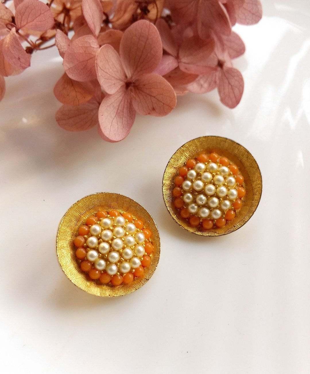 西洋古董饰品。BSK 柔美密珠花  夹式耳环 - 耳环/耳夹 - 其他金属 金色
