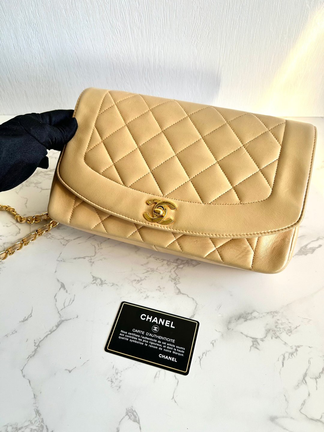 稀有中古二手 Chanel 米杏色 Diana 25 黛妃包皮革单肩斜孭侧背背手袋 - 侧背包/斜挎包 - 真皮 卡其色