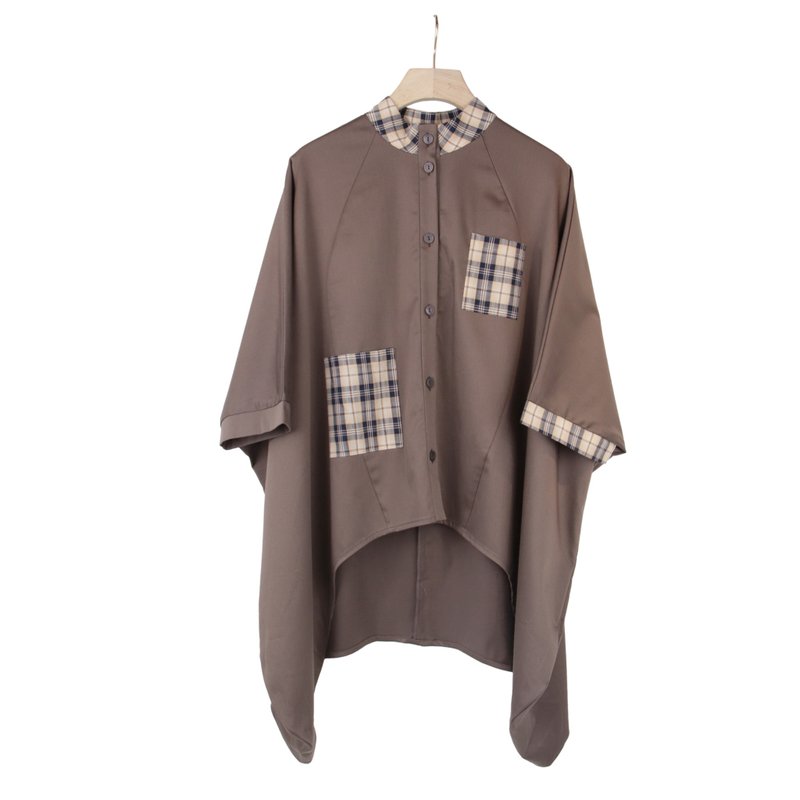 咖蓝咖格 - 前短后长拼接排扣伞罩 #T3067 - 女装休闲/机能外套 - 棉．麻 咖啡色