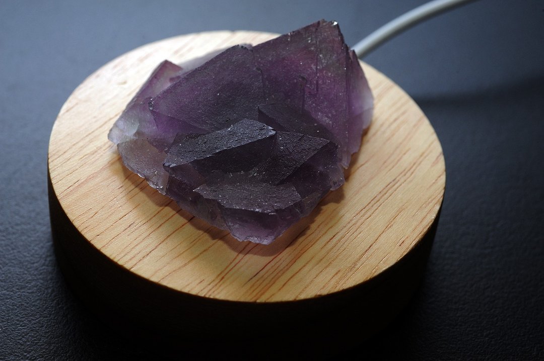 紫萤石  矿石/水晶/灵修/开运/招财/破煞/防小人2 - 摆饰 - 宝石 