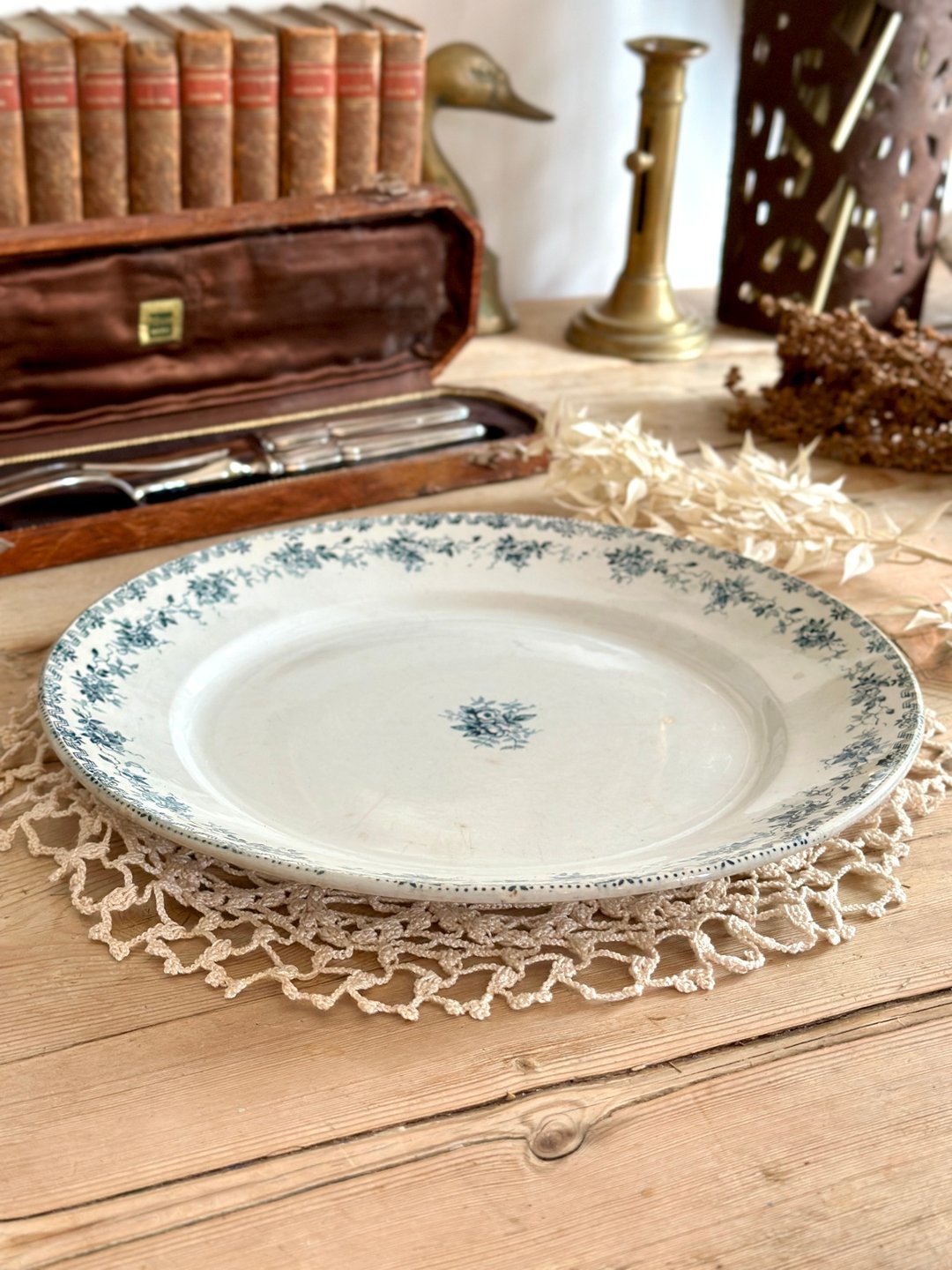 *30728-迷人法国古董Argenton大瓷盘蓝绿色花饰 28cm - 盘子/餐盘/盘架 - 瓷 