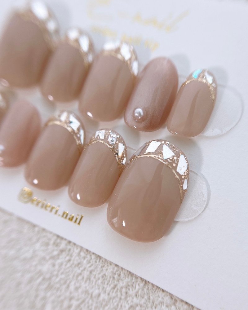 玻璃法式优雅美甲 - 指甲油/指甲贴 - 塑料 灰色