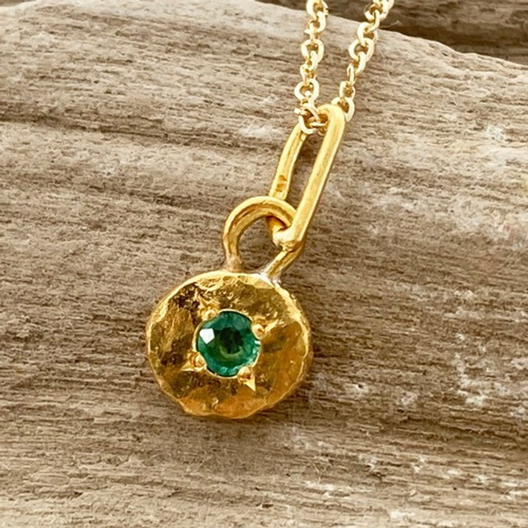 K22 K24 纯金 翡翠 坠饰 K24 Emerald Pendant Top - 项链 - 其他金属 