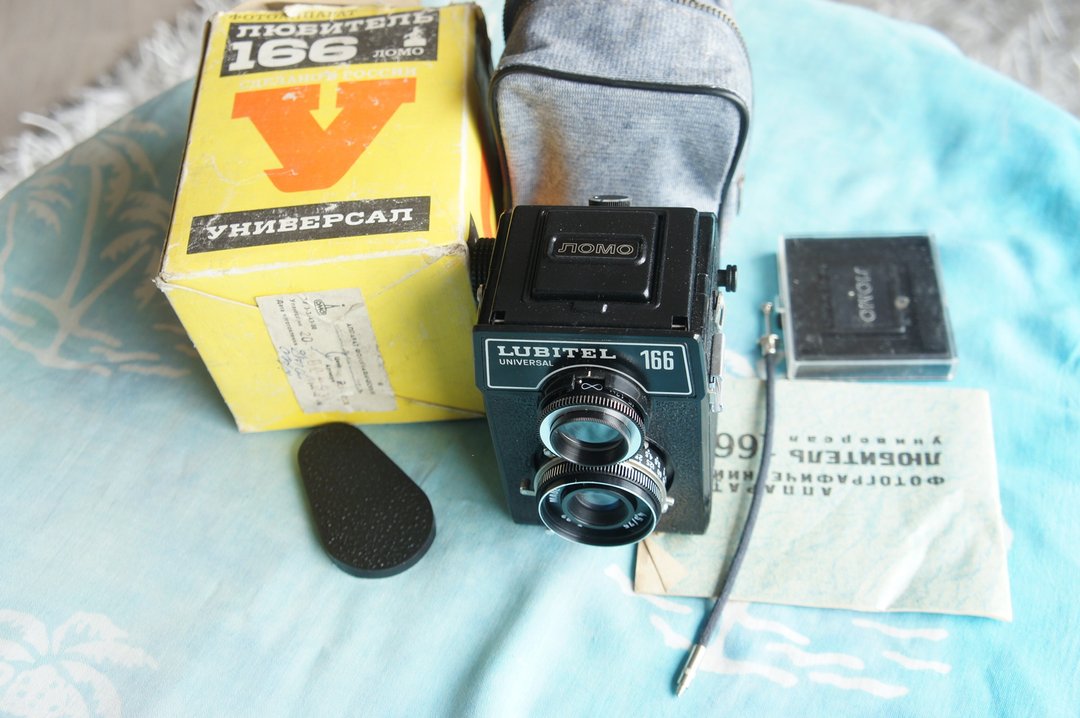 RUSSIAN TLR CAMERA LUBITEL-166 Universal Double format 6x6 & 6x4.5 cm!!! - 相机 - 其他材质 