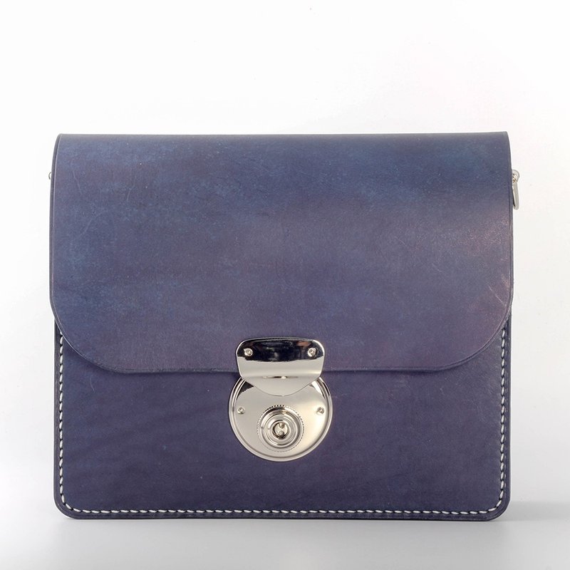 【颖川手创】迷你锁扣小方包无提把(靛蓝色)意大利植物鞣牛皮 - 侧背包/斜挎包 - 真皮 蓝色