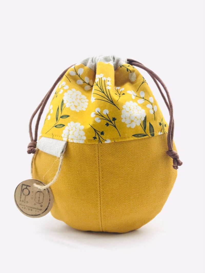 束口包(黄) - 化妆包/杂物包 - 棉．麻 黄色