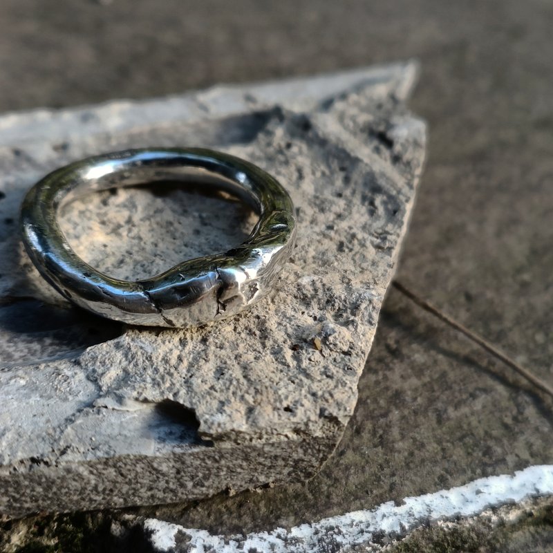 粗矿感银戒 - 戒指 - 银 黑色