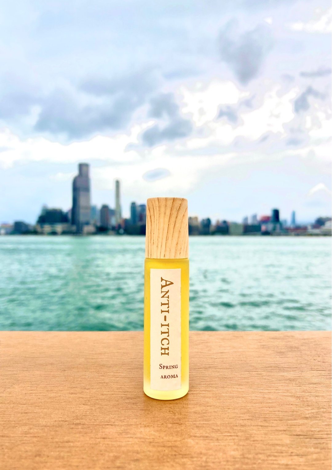 Anti-itch 极速防蚊止痕滚珠精油10ML - 香薰/精油/线香 - 精油 多色