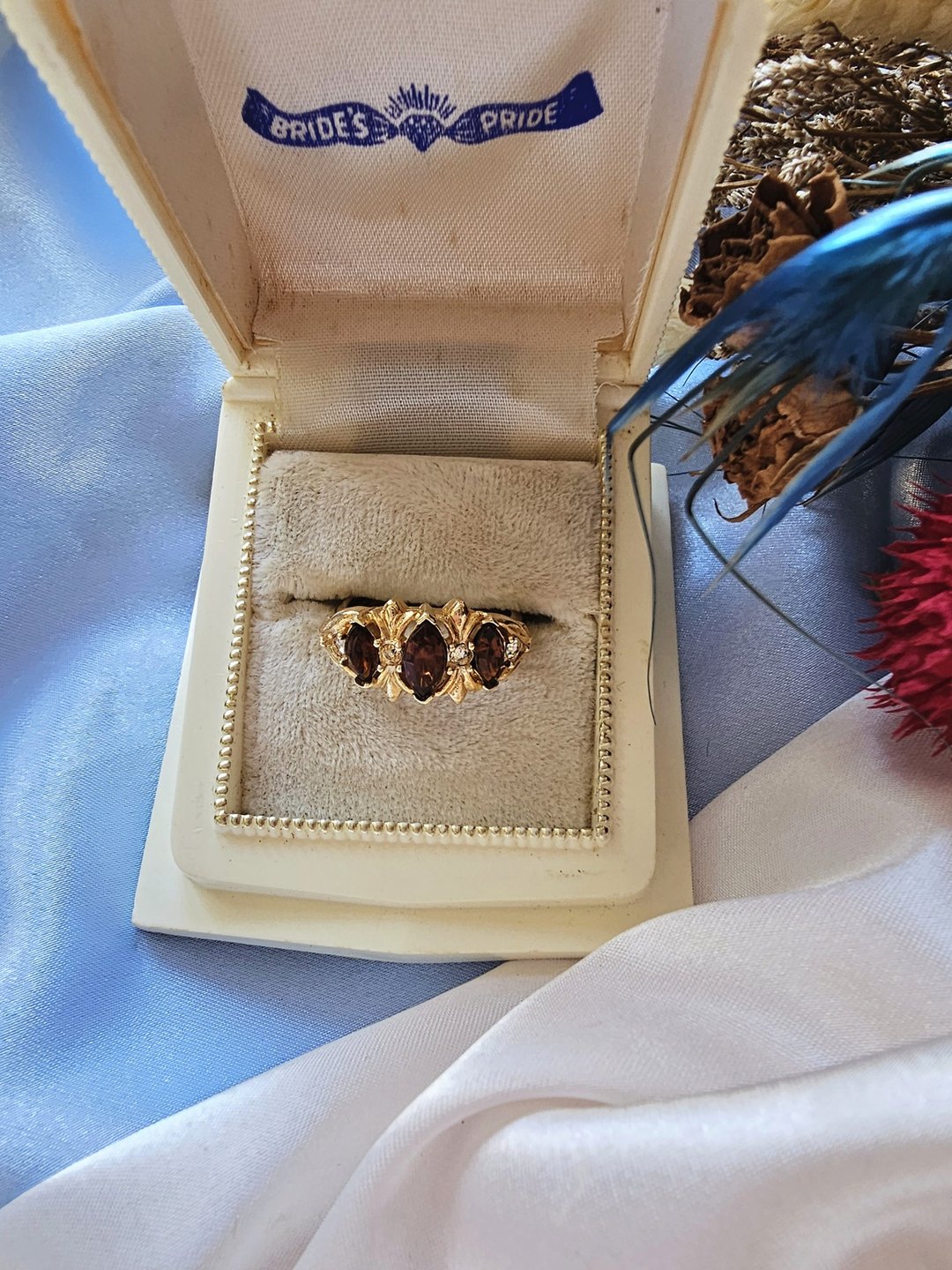 1979年AVON三颗马眼琥珀色莱茵戒/vintage美国西洋古董饰品 - 戒指 - 其他金属 