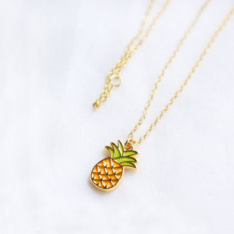 【卡片项链Card Necklace】台湾文化 入色款-凤梨 - 项链 - 其他金属 卡其色
