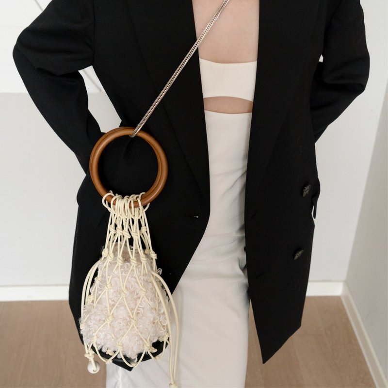 手工编织皮绳网兜包 羊羔毛帆布内袋可选 手提侧背斜挎 圆环木柄 - 侧背包/斜挎包 - 人造皮革 