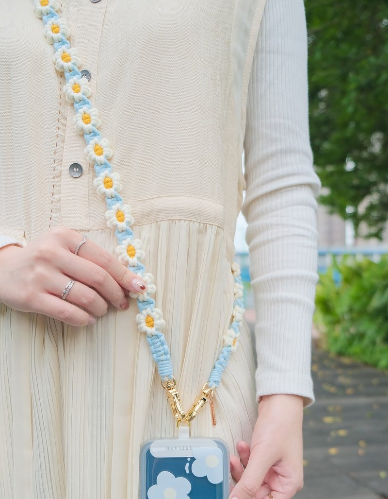 ACASELAND 手工编织花花挂绳 连挂片 (小黄花) - 挂绳/吊绳 - 其他材质 