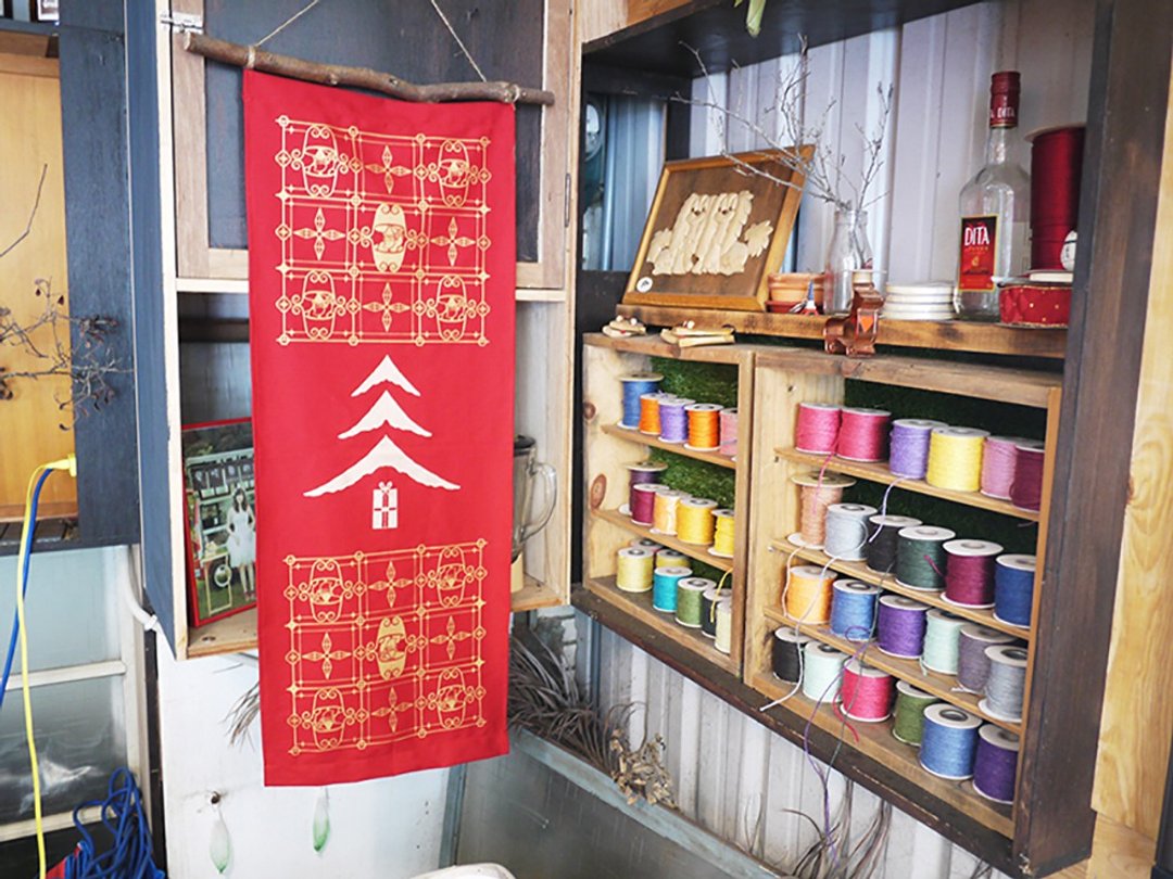 圣诞暖帘 / 纯手工绢印 双金色套印 圣诞窗花手绘设计 / 可定制 - 墙贴/壁贴 - 棉 红色