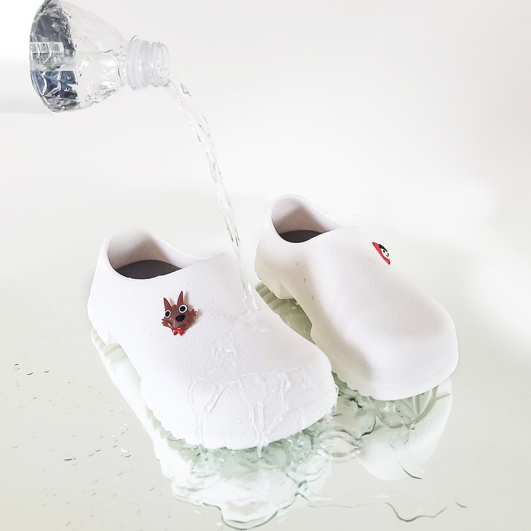 防水 情侣面包穆勒拖鞋 雨鞋-黑/白  小红帽与大野狼 台湾制 - 拖鞋 - 防水材质 多色