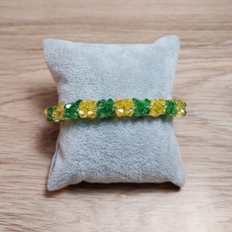 Green Yellow Handmade Casual Style Beaded Bracelet Fashion Cute Beautiful Gift - 手链/手环 - 塑料 黄色