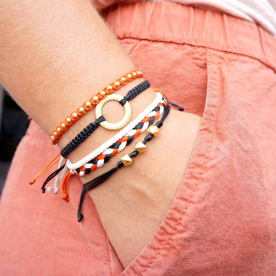 Boho Bracelet Set With Circle Charm of Karma, Bright Colors - 手链/手环 - 棉 黑色