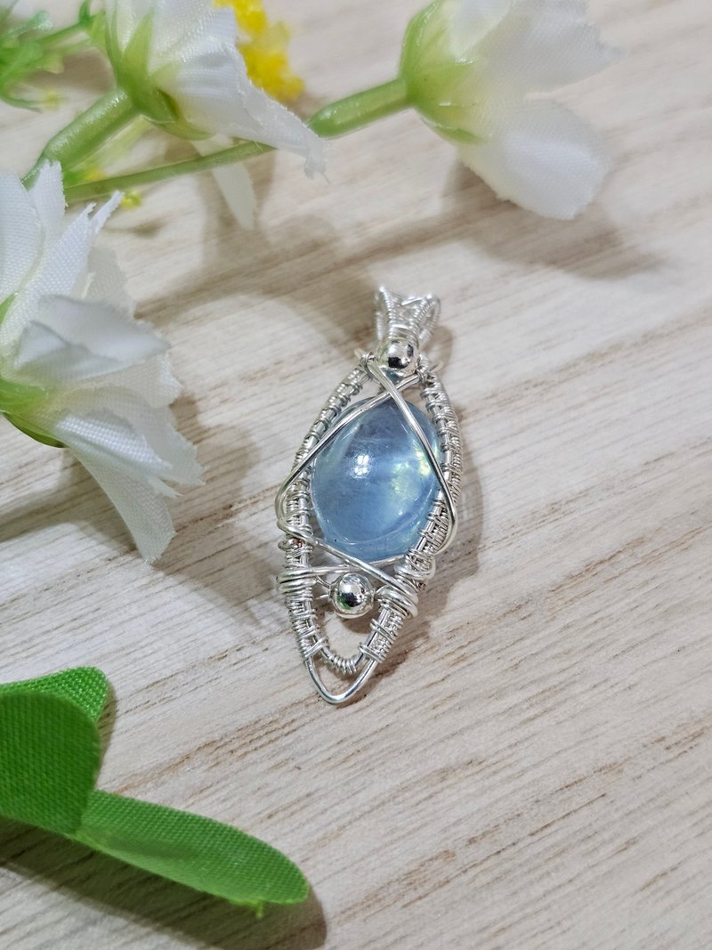 【叶绿𨥤手作】蓝海之辰 /金属线编织/节日/礼物/饰品/项链/手作/ - 项链 - 铜/黄铜 蓝色