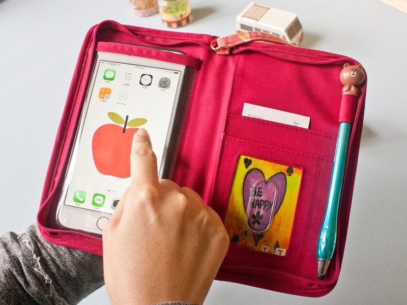 【花布恋Fabric Series】可滑屏幕手机拉链包(大) - 手机壳/手机套 - 其他材质 多色