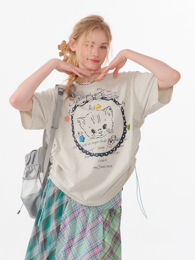 ziziFei夏美式大版宽松上衣设计感抽绳上衣圆领猫咪印花短袖T恤女 - 女装 T 恤 - 其他材质 