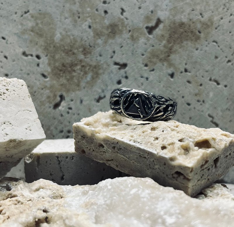 三角飘泊戒指 - 戒指 - 银 