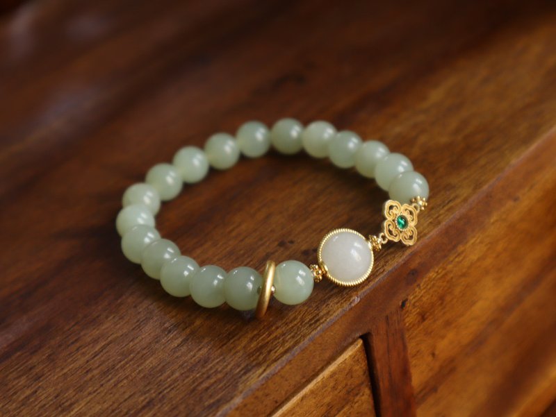 天然和田玉 /和阗玉-晴水玉 白玉转运珠 设计单圈手串手持s - 手链/手环 - 玉石 绿色