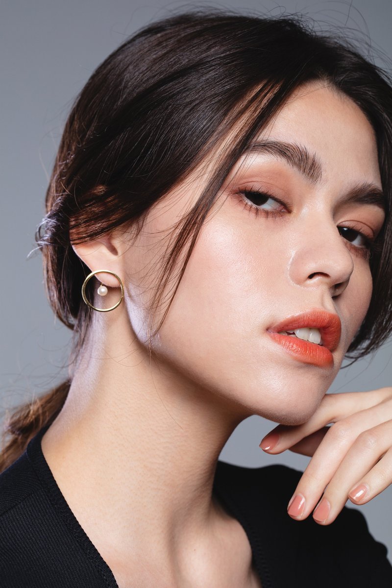 925纯银天然珍珠耳环-Circle - 耳环/耳夹 - 珍珠 金色