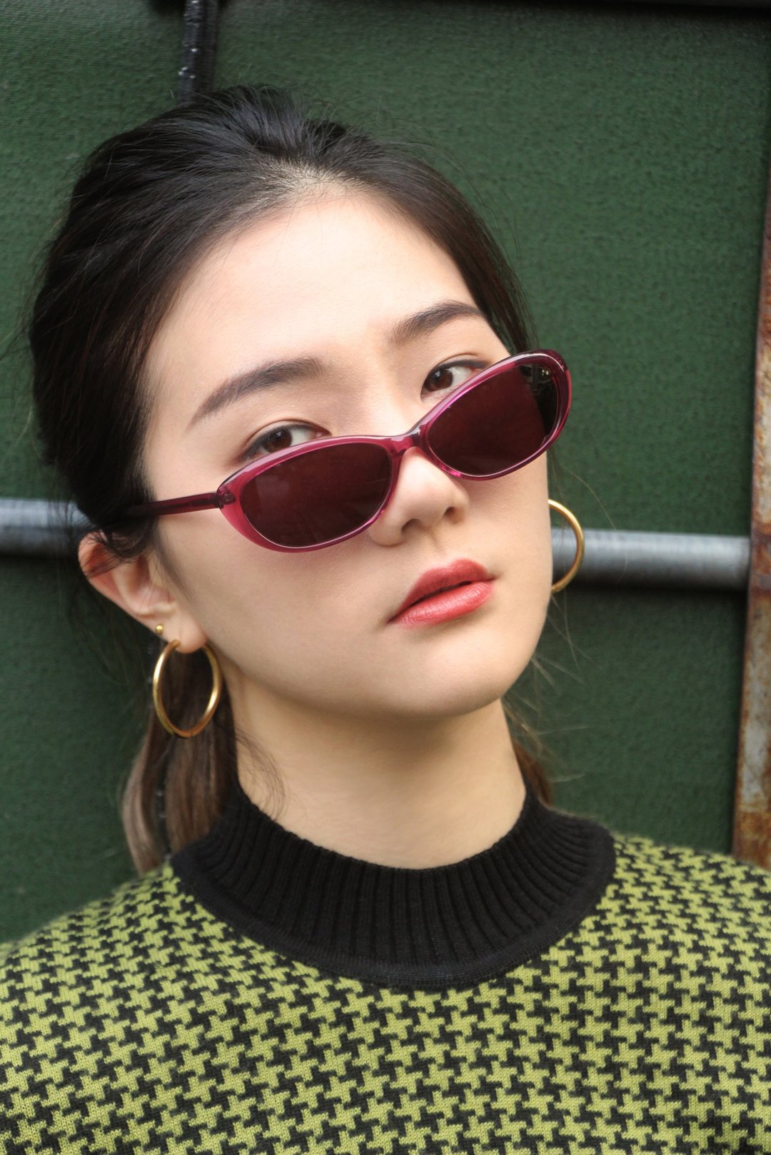 Retro 90 板材窄墨镜∣UV400太阳眼镜-莓果色/透灰色 - 墨镜 - 其他材质 多色