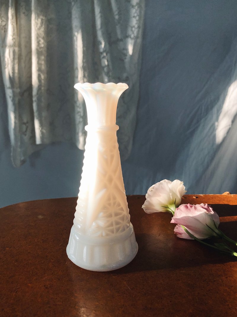 美国早期牛奶玻璃花瓶 - 花瓶/陶器 - 玻璃 