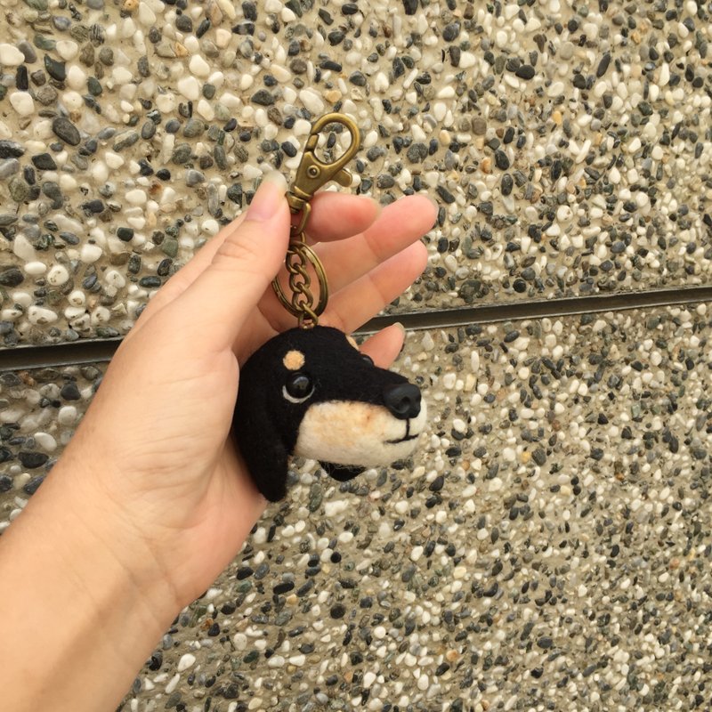 黑色腊肠狗 羊乐多羊毛毡乐园 - 钥匙链/钥匙包 - 羊毛 