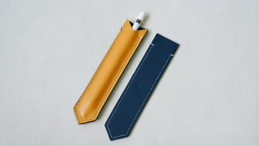 BILLIE Yellow&amp;Blue Leather Cute Pen Case / Pen Holder/ Apple Pen Soft Cover - 笔筒/笔座 - 真皮 黄色