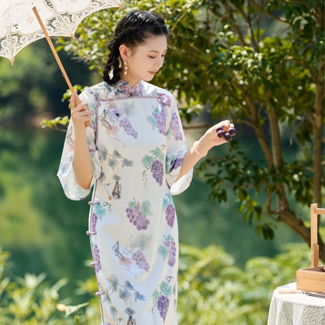 【山茶葡萄】 新中式復古/古法双襟旗袍 - 旗袍 - 其他材质 紫色