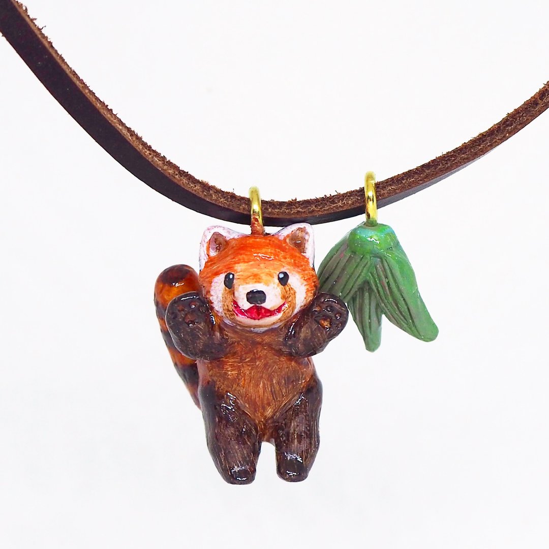小熊猫手工手绘颈链/坠子 Red Panda handmade necklace - 颈链 - 粘土 橘色