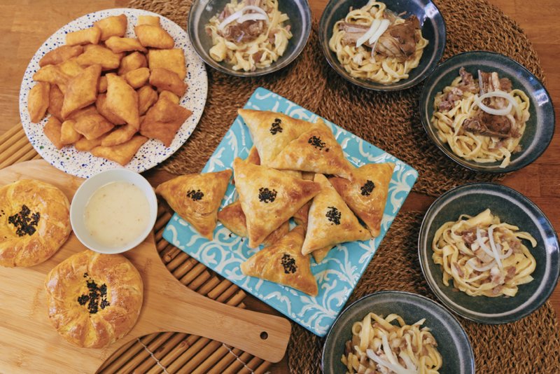异国料理 从美食认识吉尔吉斯 别什巴尔马克 吉尔吉斯Nan - 美食 - 其他材质 