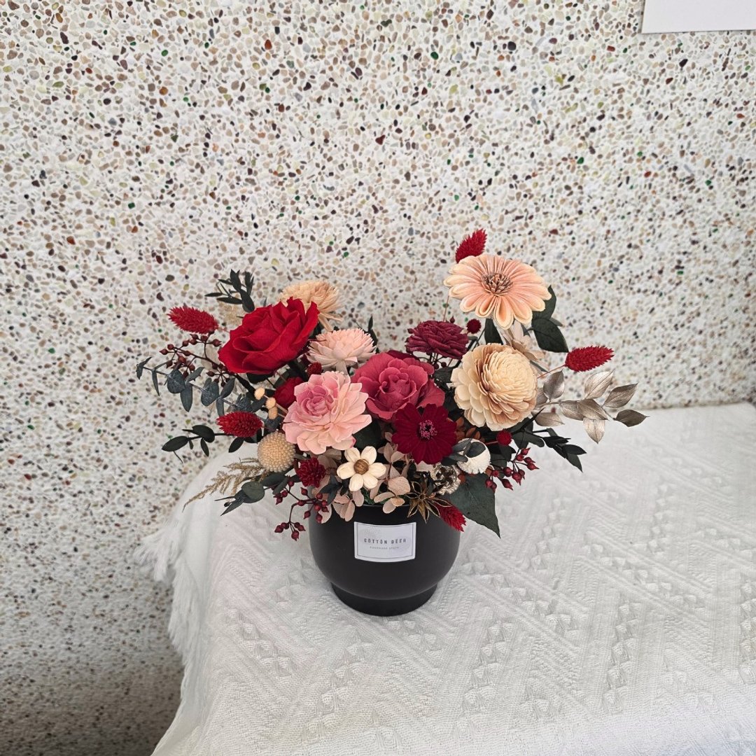 永生玫瑰桌花。盆花。摆饰。附包装。开幕花礼。线下取货 - 干燥花/捧花 - 植物．花 