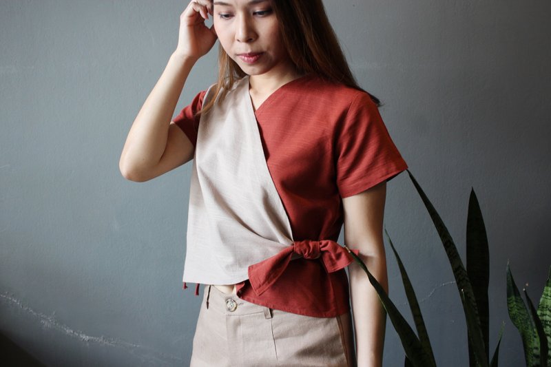 Pudd : brick/beige wrapped cotton top - 女装上衣 - 棉．麻 红色