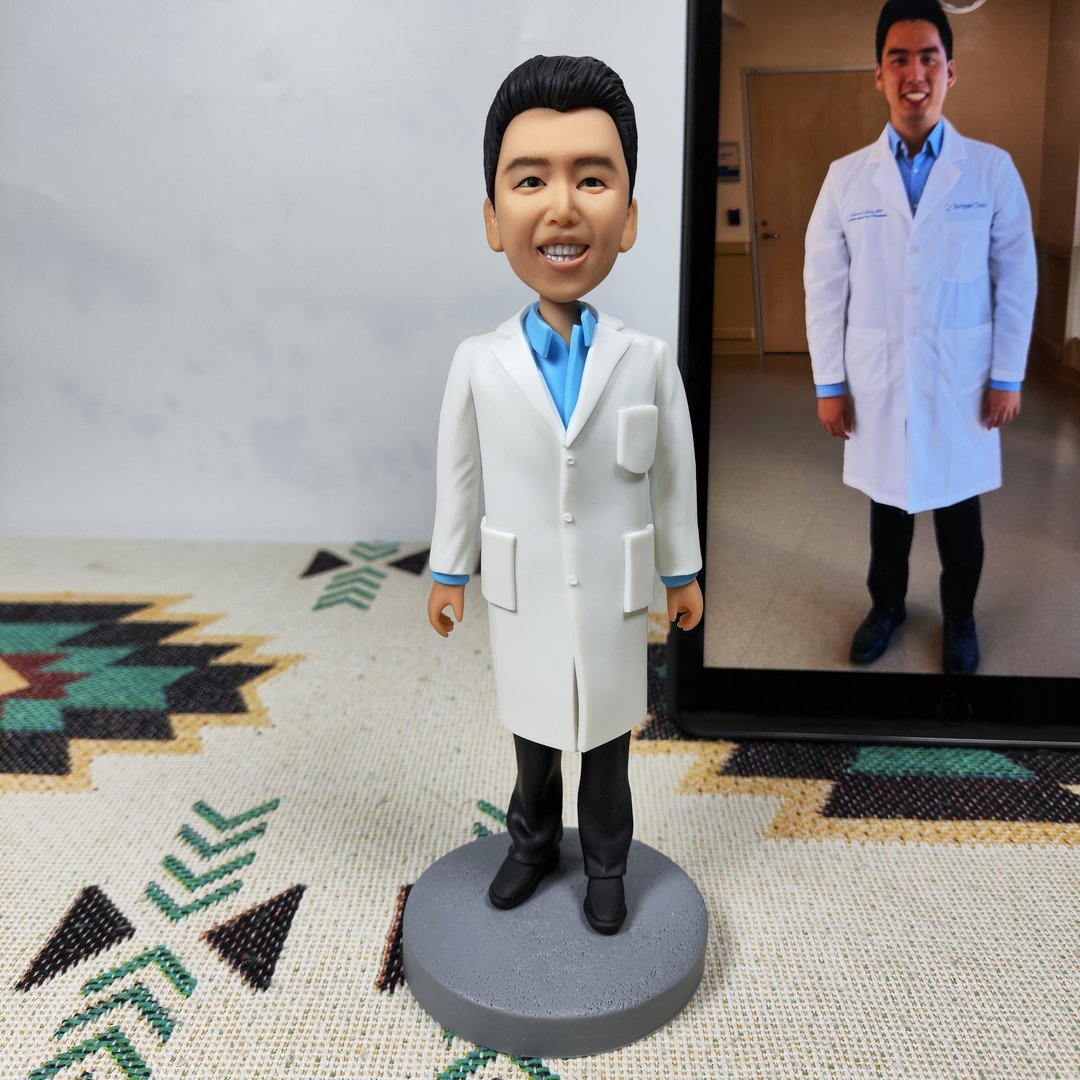 客制化人物公仔 人偶 3D人像画 似颜绘 肖像 定制 生日 纪念 医生 - 玩偶/公仔 - 粘土 多色