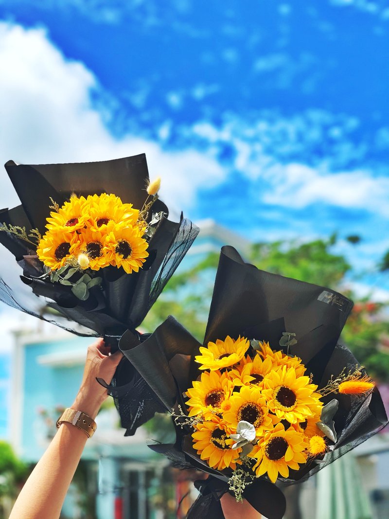 wbfxhm / 皂花系列 - 10朵向日葵 黑嘉丽 毕业花束 - 干燥花/捧花 - 其他人造纤维 