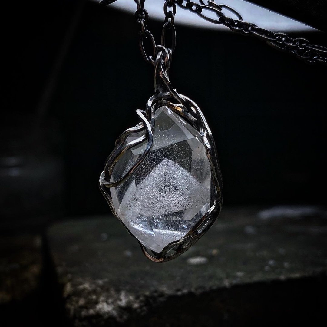 天然矿石  / 白幽灵 / 白水晶 / 幻影金字塔 / 水晶项链 - 项链 - 水晶 银色
