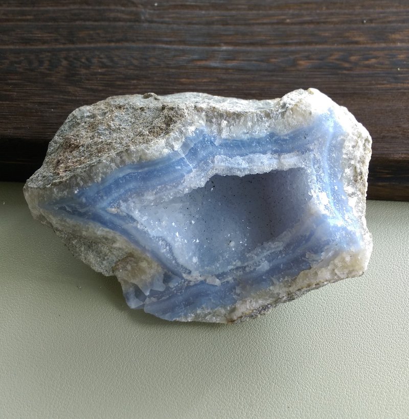 Chalcedony 马达加斯加产地 蓝玉髓 蓝纹玛瑙 天然矿石 原矿 - 摆饰 - 其他材质 