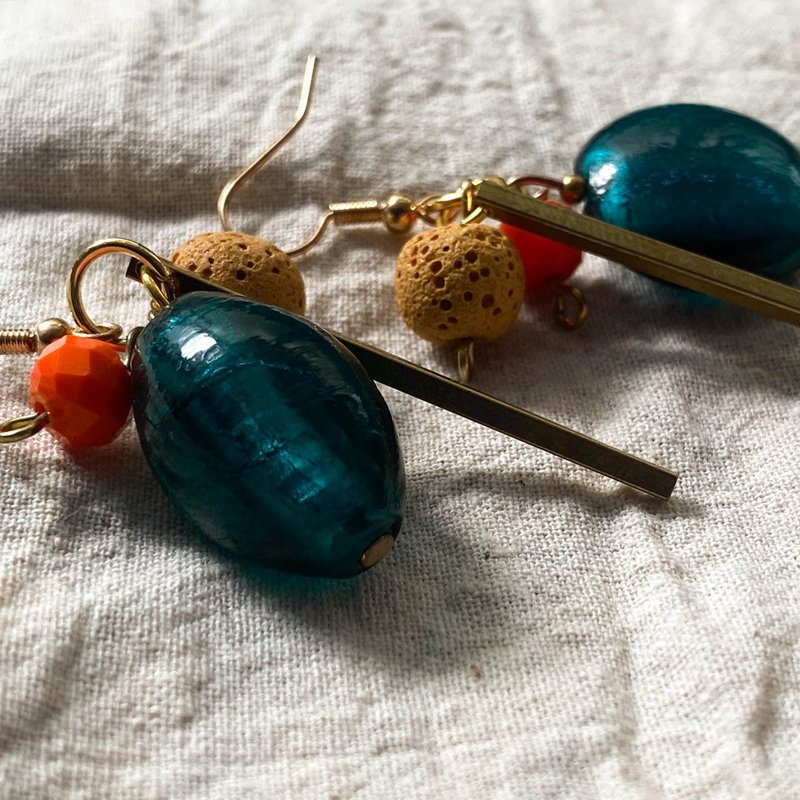 琉璃耳环・海上的日子 - 耳环/耳夹 - 琉璃 绿色