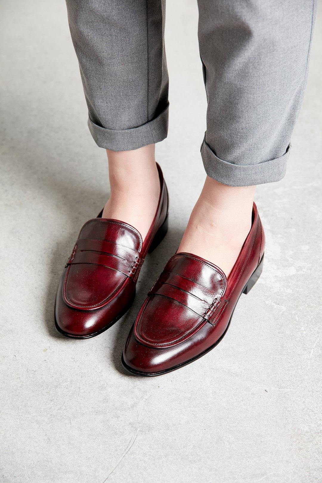 HTHREE 佩尼乐福鞋 / 平底 / 枣红 / Penny Loafers - 女款牛津鞋/乐福鞋 - 真皮 红色
