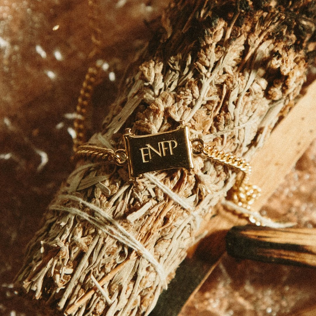 MBTI 十六型人格手链 - ENFP 竞选者 - 手链/手环 - 铜/黄铜 金色