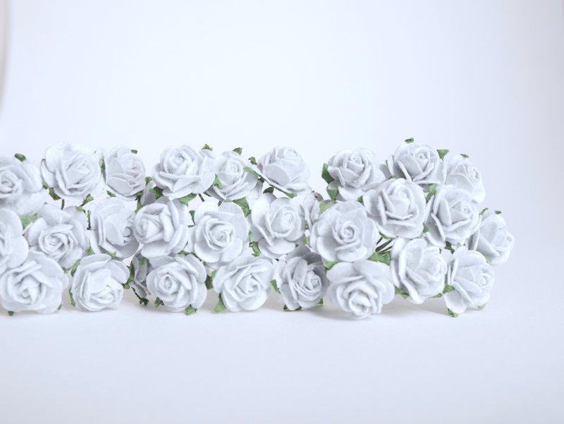 Small DIY Paper Flower, 100 pieces mulberry rose size 1.5 cm., pale gray colors. - 其他 - 纸 透明