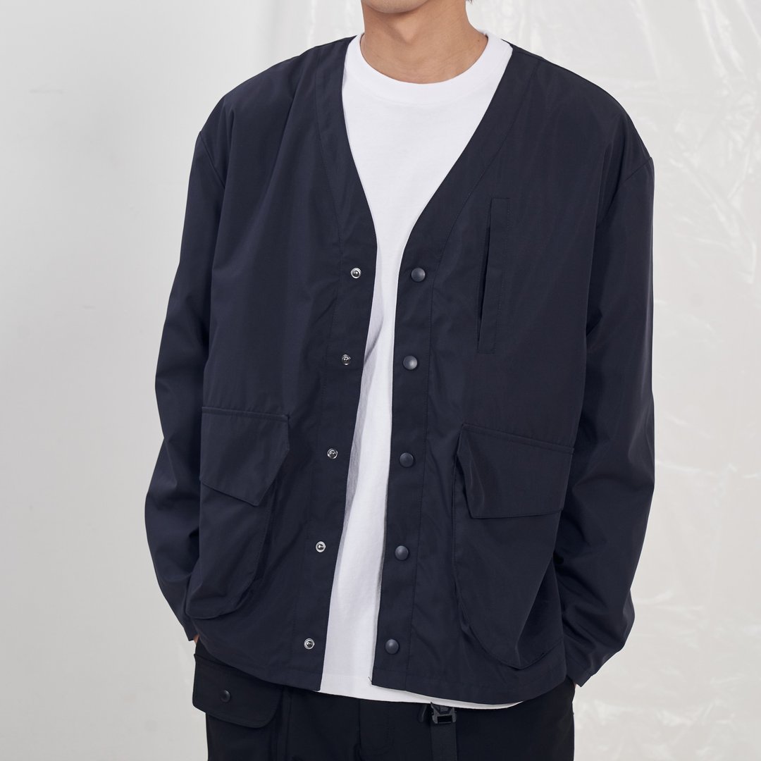 立体口袋开襟外套 3D Pocket Jacket/无领款式/防泼水材质/机能 - 男装外套 - 聚酯纤维 蓝色